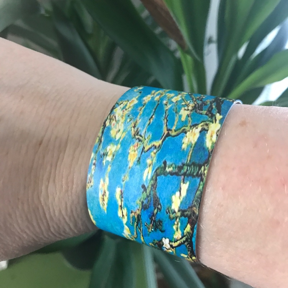 Wide cuff Art bracelet - Picture 2 of 2